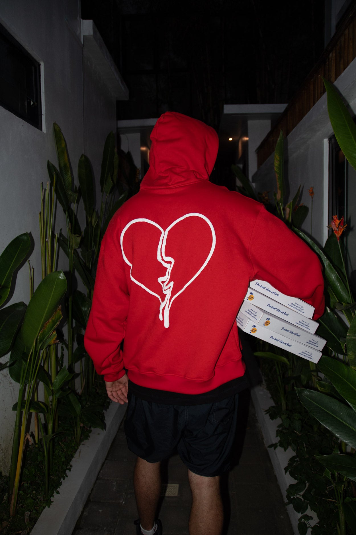 LIMITED BREAKING HEART HOODIE